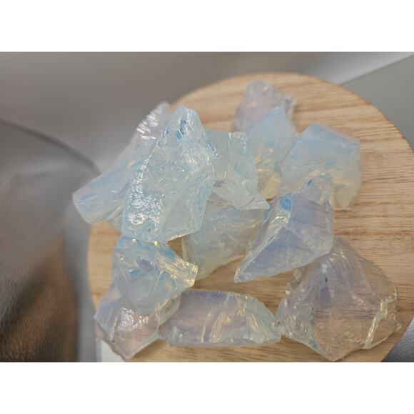 Opalite crystal Chucks 5pcs 4oz Avg - Picture 6 of 11